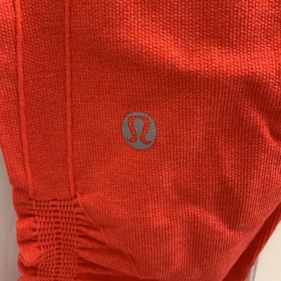 Lululemon yoga pants - Picture 3 of 5
